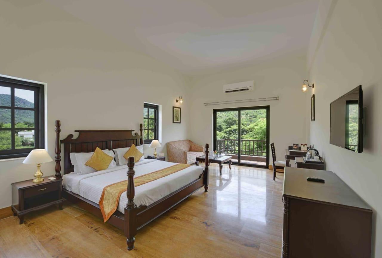 The Hunting Lodge Resort Udaipur - Villas & Pool Dabok Ngoại thất bức ảnh